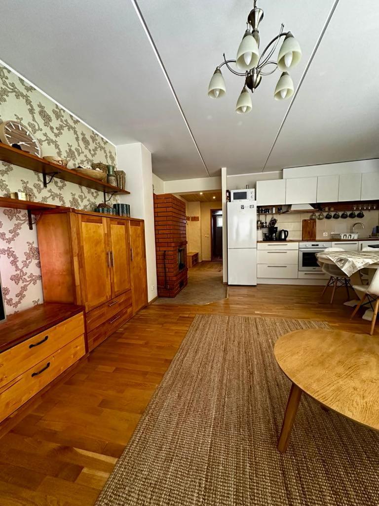 Tolli Apartment كوريسارِ المظهر الخارجي الصورة