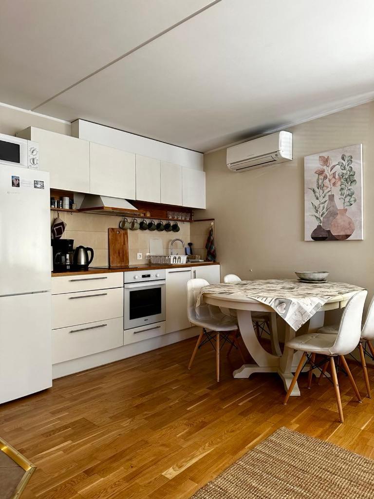 Tolli Apartment كوريسارِ المظهر الخارجي الصورة